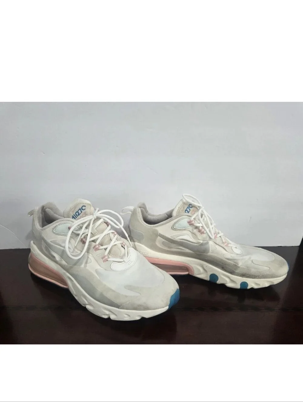 Nike Air Max 270 React Women's Sneakers Sz.11.5
